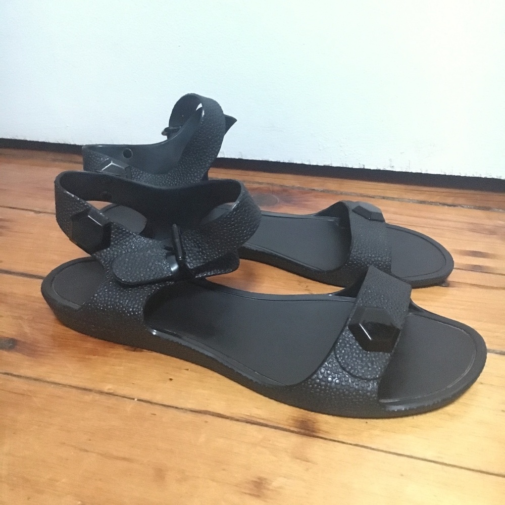 Givenchy Black Rubber Stingray Jelly Sandals, 38